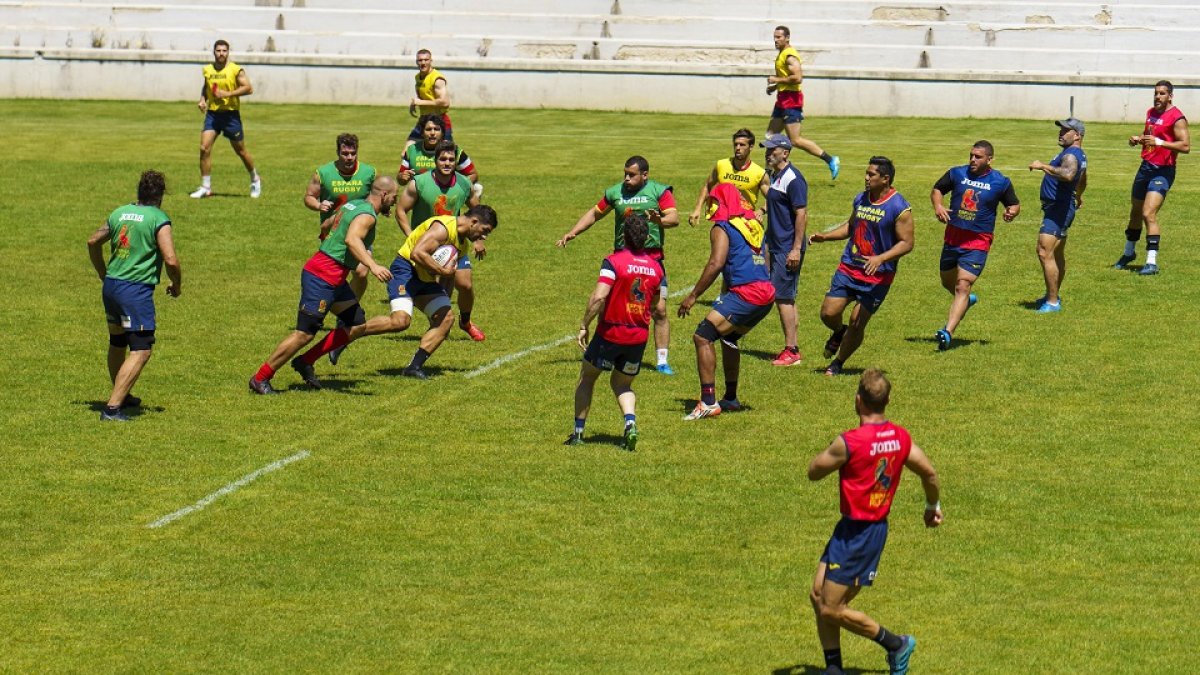 Entrenamiento de la selección española de rugby . / EL MUNDO
