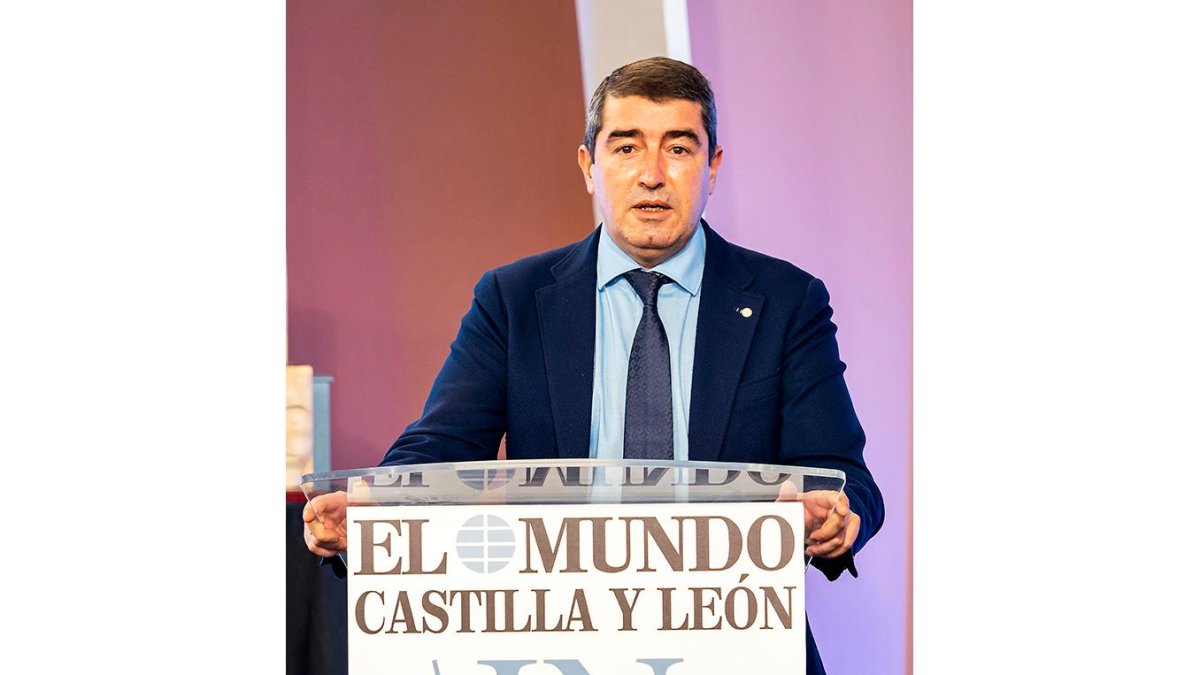 Pablo Lago, director del periódico.