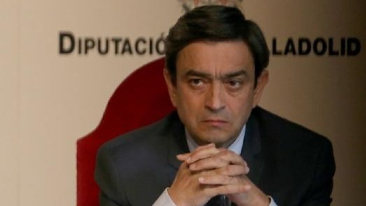 Agapito Hernández. E. M.