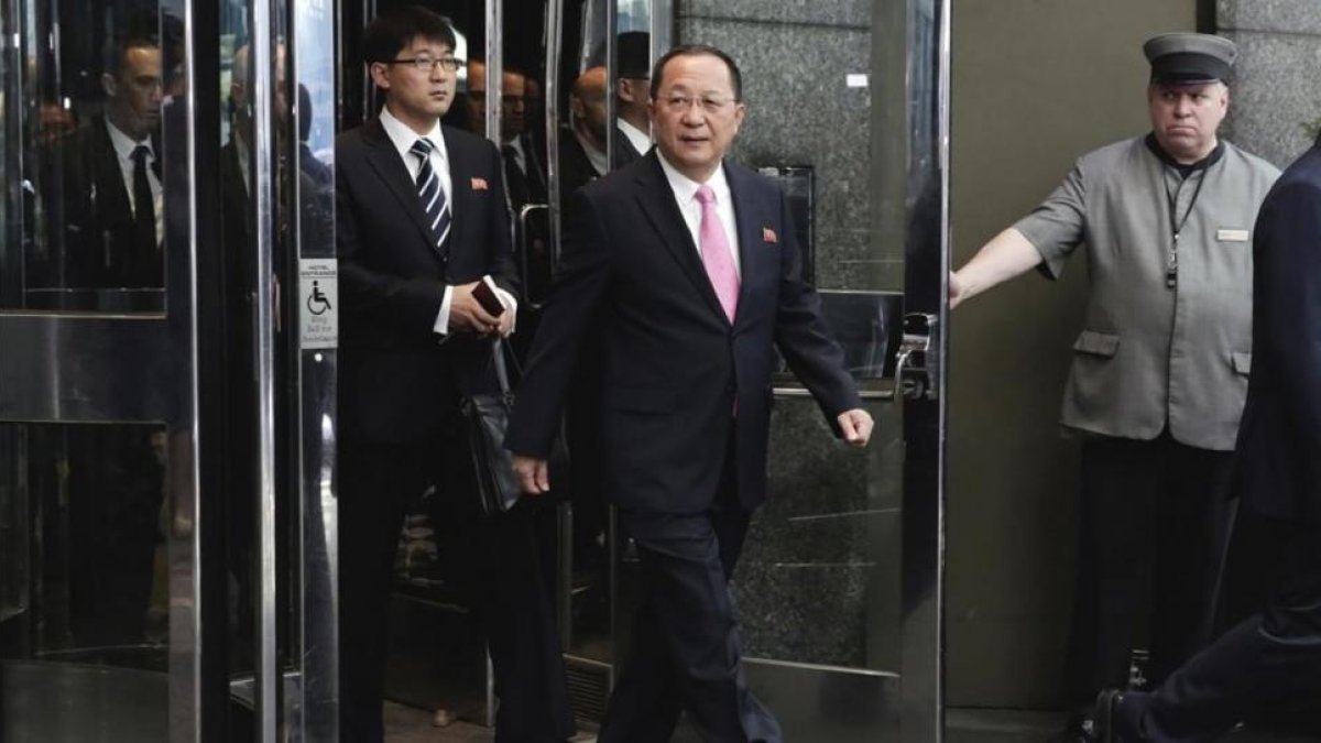 El ministro de Exteriores norcoreano, Ri Yong Ho-AP / RICHARD DREW