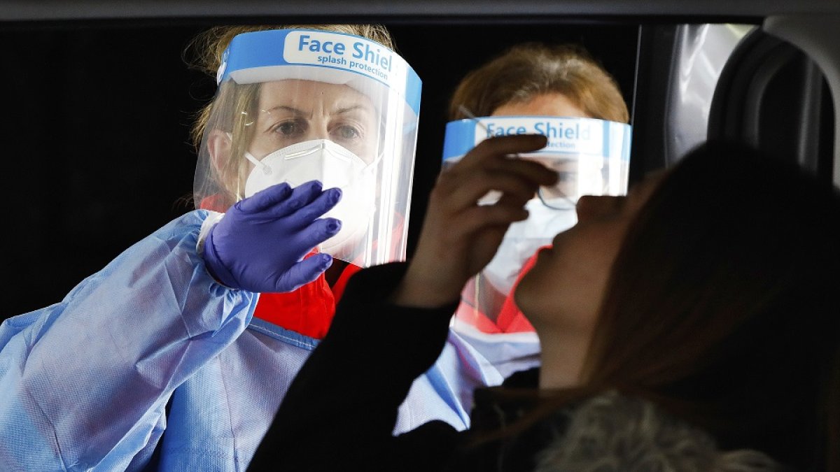 .- JUAN MIGUEL LOSTAU.