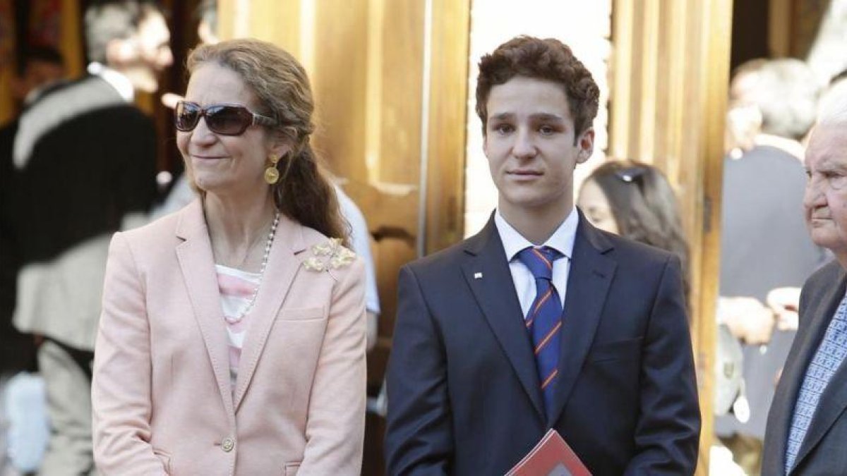 La Infanta Elena de Borbon y su hijo mayor, Felipe Juan Froilan de Marichalar.-GJB