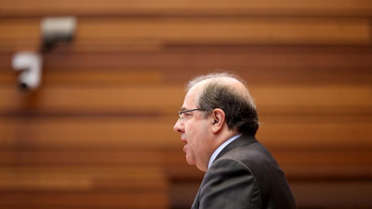 El presidente de la Junta, Juan Vicente Herrera, en el Debate de política general en las Cortes-ICAL