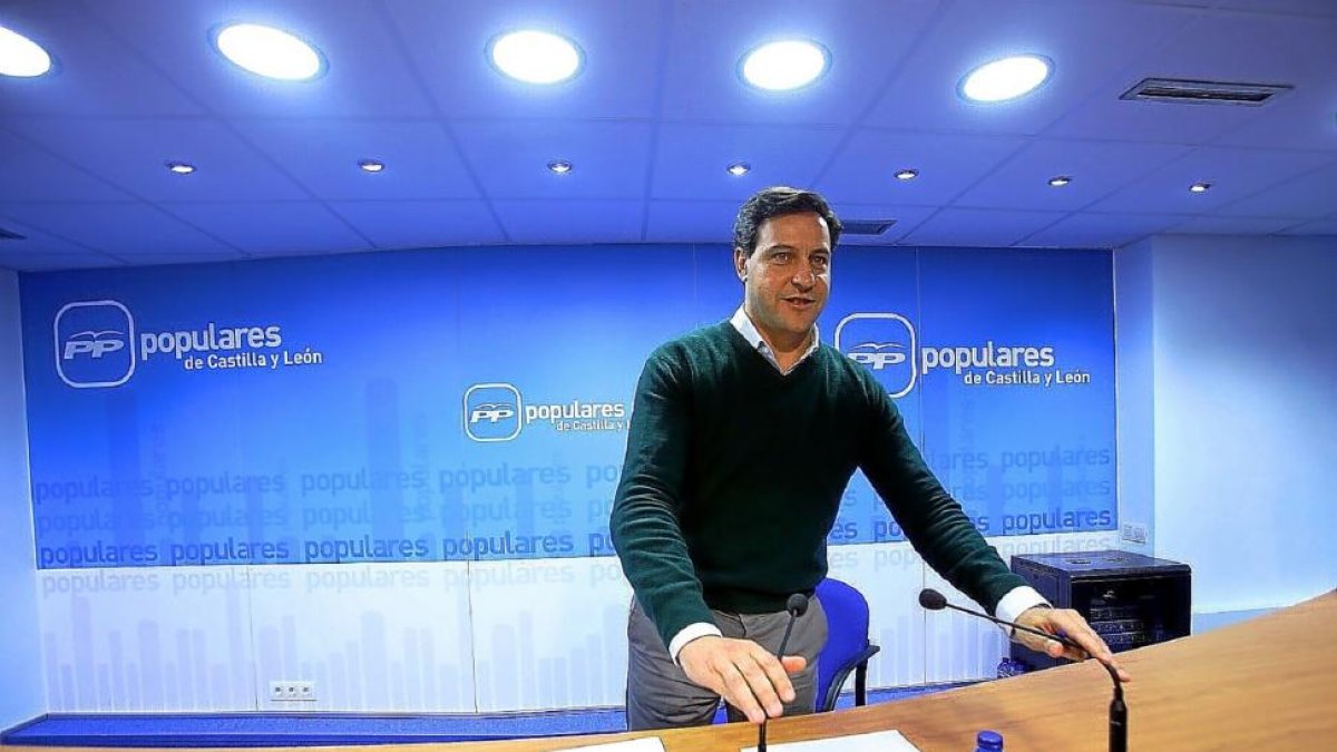 Raúl de la Hoz, en un momento de su comparecencia ante los medios-ICAL