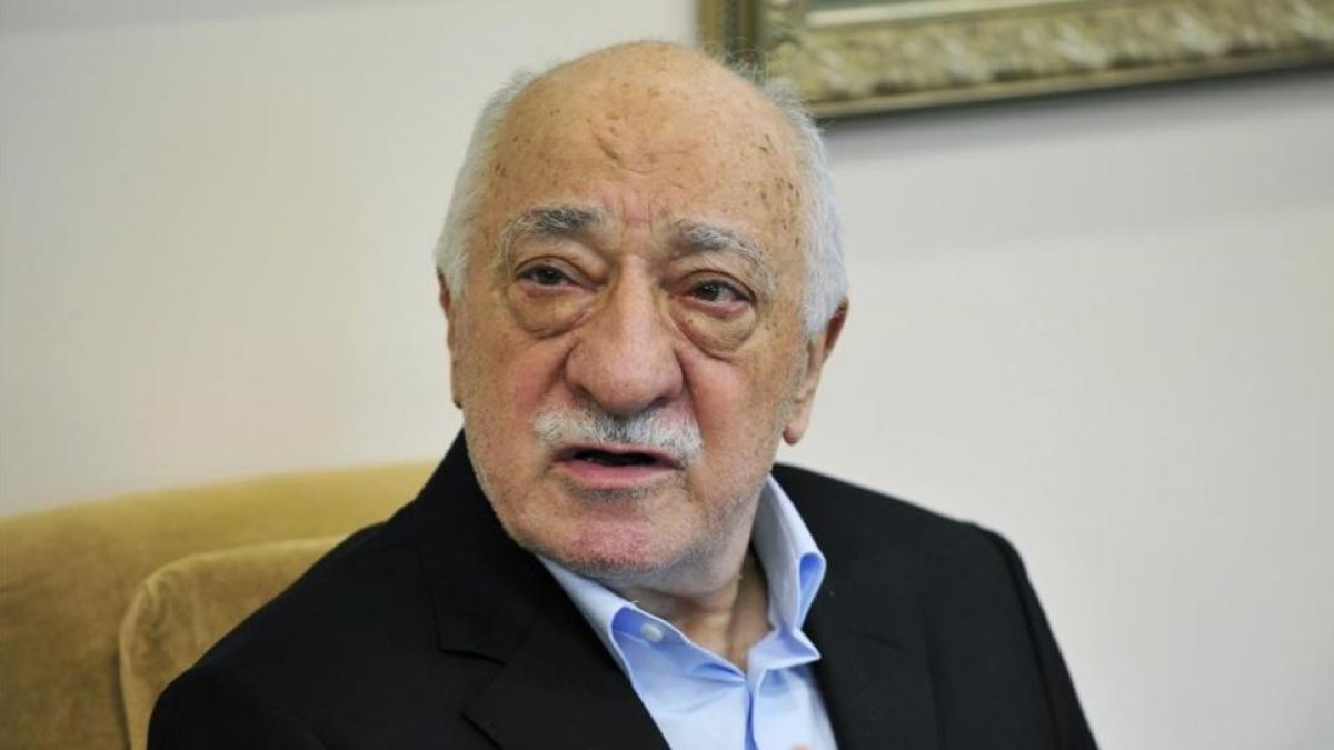 El clérigo Fethullah Gülen, juzgado en ausencia, en una imagen de archivo, en su residencia de Saylorsburg (Pensilvania, EEUU), el 17 de julio del 2016.-AP