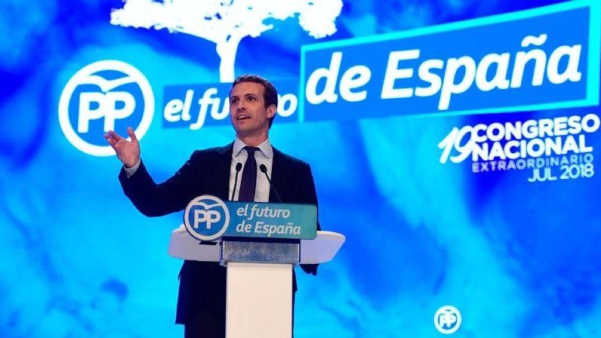 Pablo Casado, durante su discurso para defender su proyecto antes de que voten los compromisarios del PP.-PIERRE-PHILIPPE MARCOU