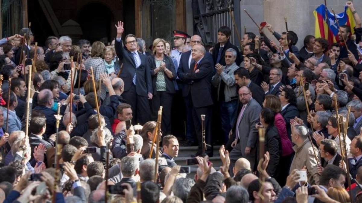 El expresident de la Generalitat, Artur Mas, antes de declarar en el TSJC como imputado por la consulta del 9-N.-FERRAN NADEU