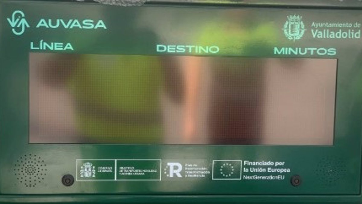 Uno de los 51 nuevos paneles de AUVASA. - E. PRESS