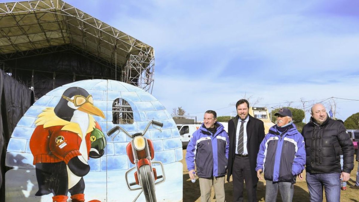 El alcalde de Valladolid, Óscar Puente, visita a las instalaciones de Pingüinos-ICAL