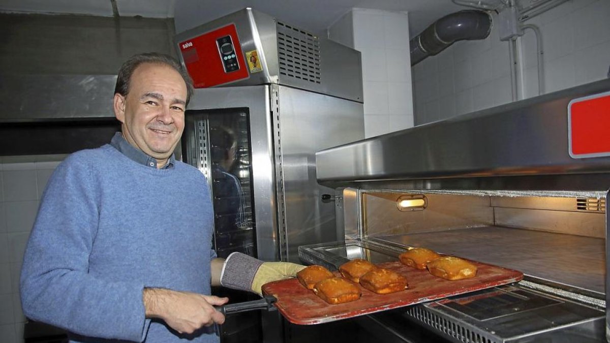 Manuel Gómez Pallarés, catedrático del Área Tecnológica de Alimentos en la Escuela Técnica Superior de Ingenierías Agrarias de Palencia.-MANUEL BRÁGIMO