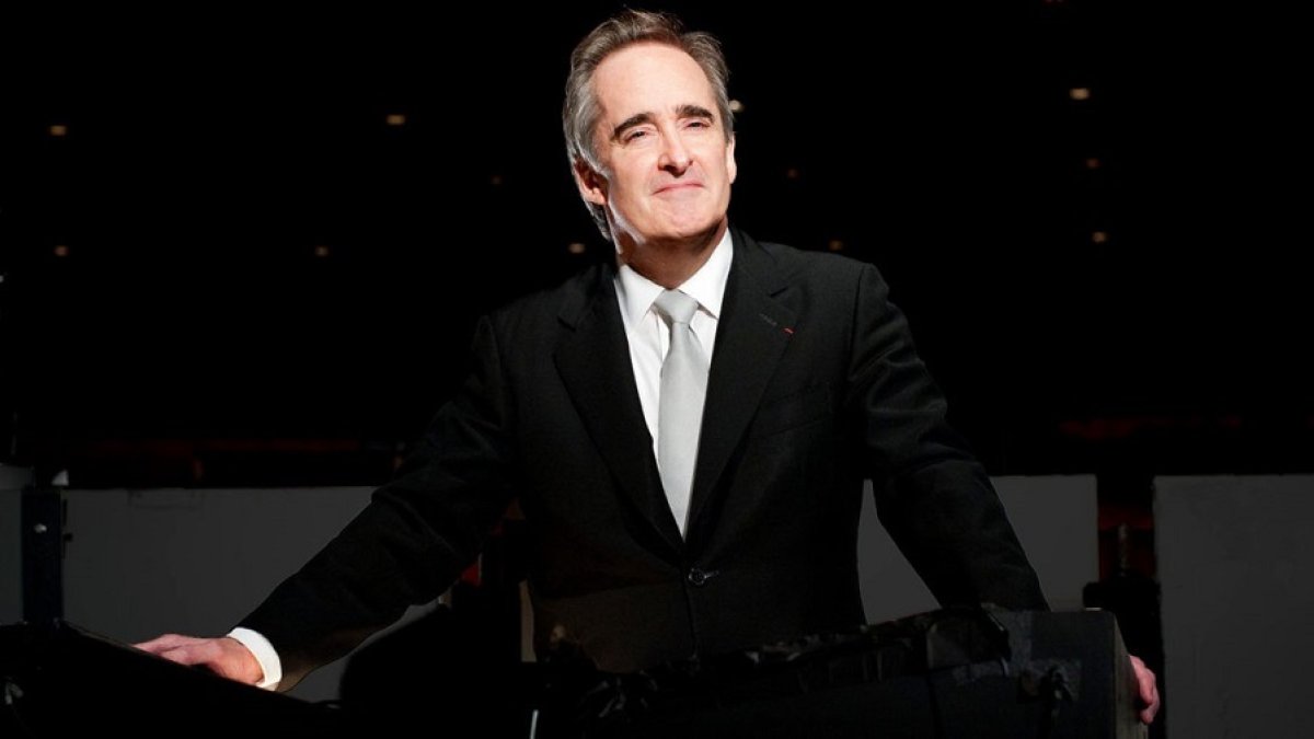 El director James Conlon, que esta semana dirige a la OSCyL. | E. M.