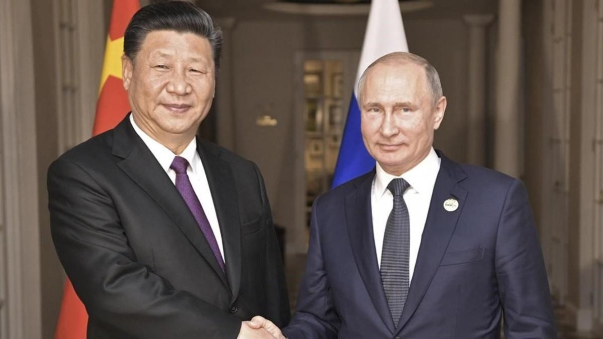 Xi Jinping y Vladimir Putin en Johanesburgo. /-AP / ALEXEI NIKOLSKY
