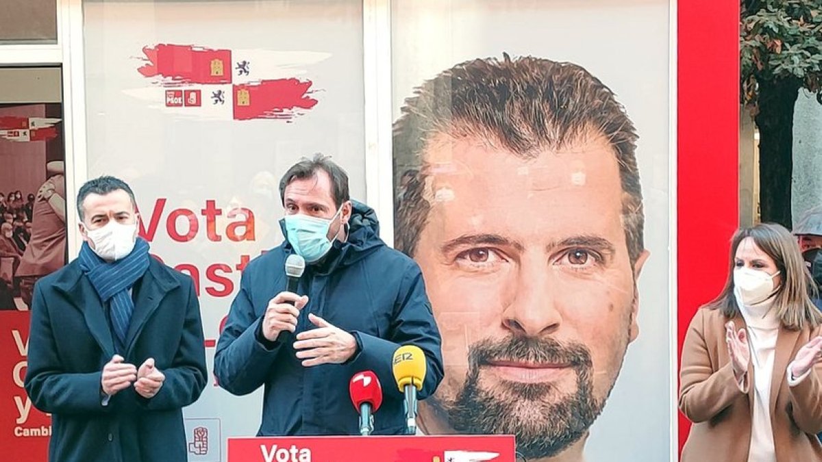 Acto político del PSOE con la participación de la cabeza de lista a las Cortes, Patricia Gómez; el alcalde de Valladolid y secretario provincial del PSOE, Óscar Puente, y el portavoz del Grupo Socialista en el Congreso de los Diputados, Héctor Gómez. -ICAL