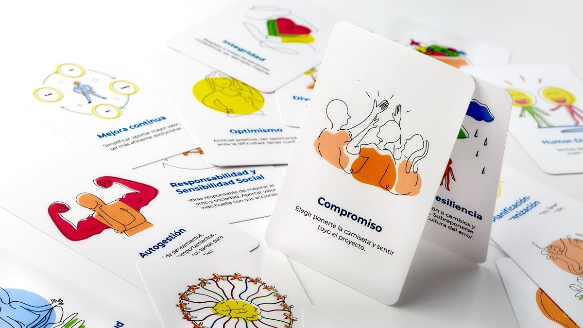 Cartas del juego 'La diana de valores'.- E.M.