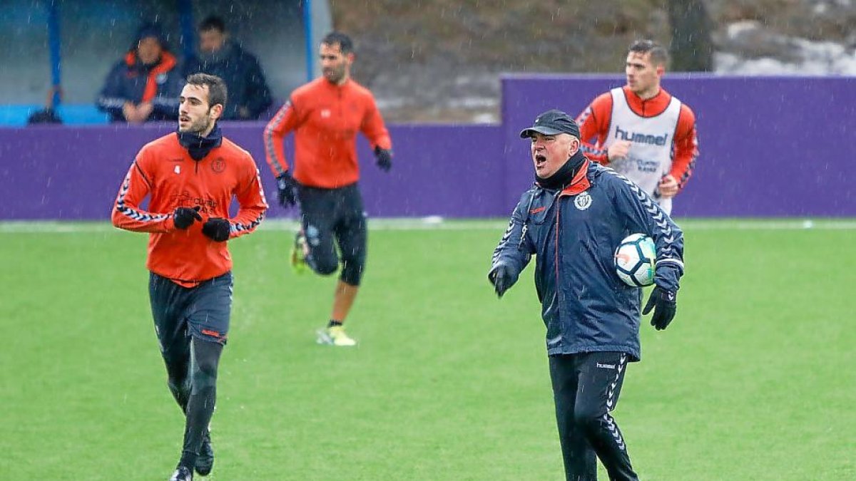 Luis César durante un entrenamiento.-J.M. LOSTAU