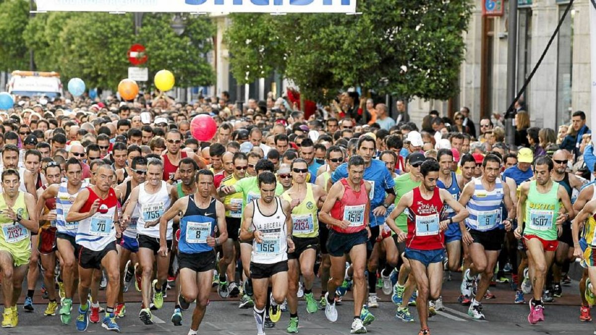 Momento de salida de la media maratón en una edición anterior-Pablo Requejo