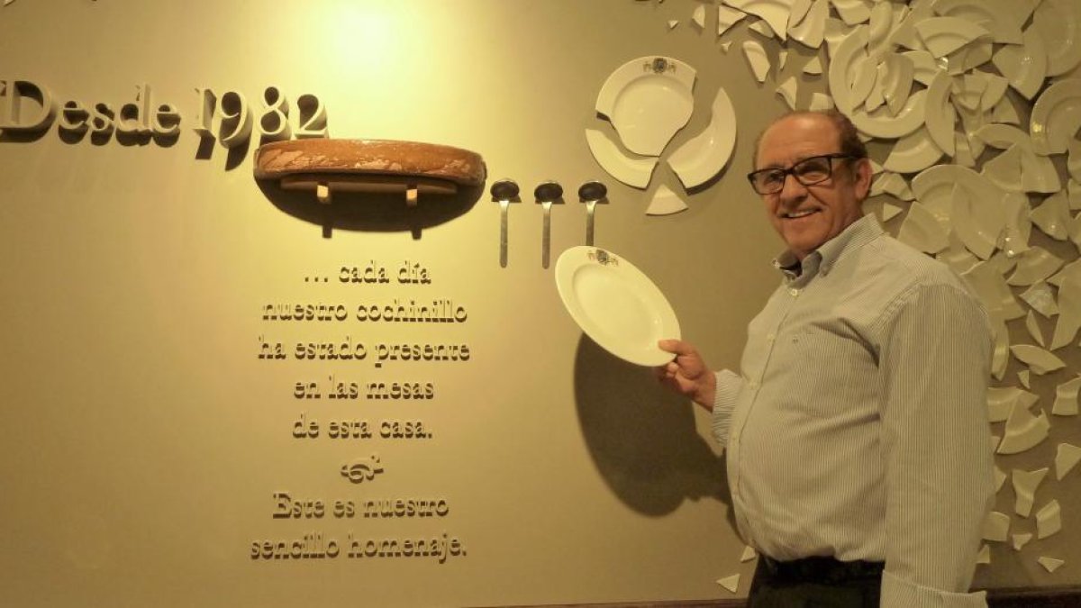 José María,-T. S. T.