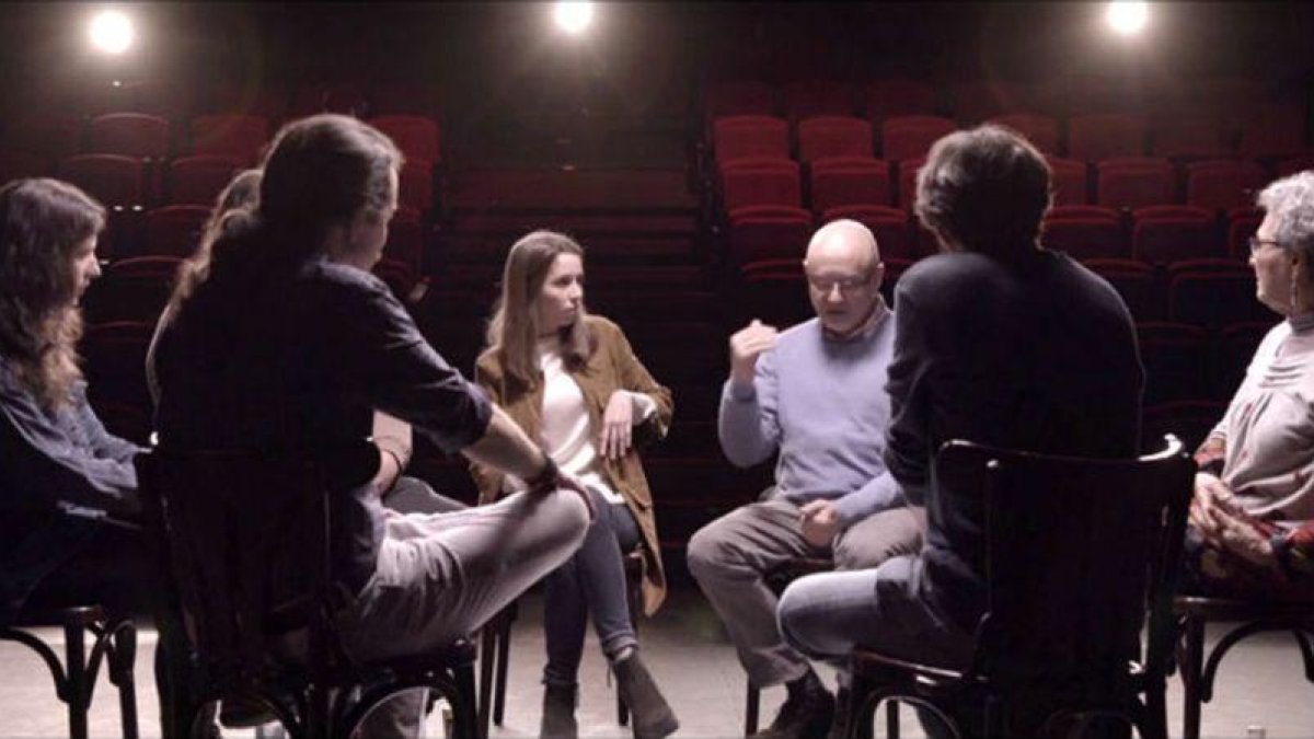 Pablo Iglesias debate con cinco votantes, en el programa 'Salvados' de Jordi Évole.-LA SEXTA