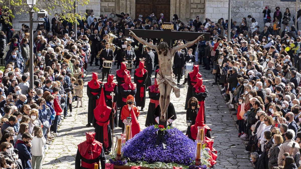Procesión del Santísimo Cristo de la Luz durante el Jueves Santo, imagen de archivo. PHOTOGENIC