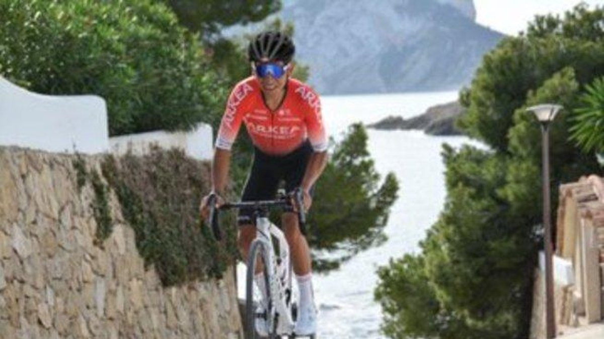 Nairo Quintana, con el ’maillot’ del Arkéa francés.-ARKÉA TEAM