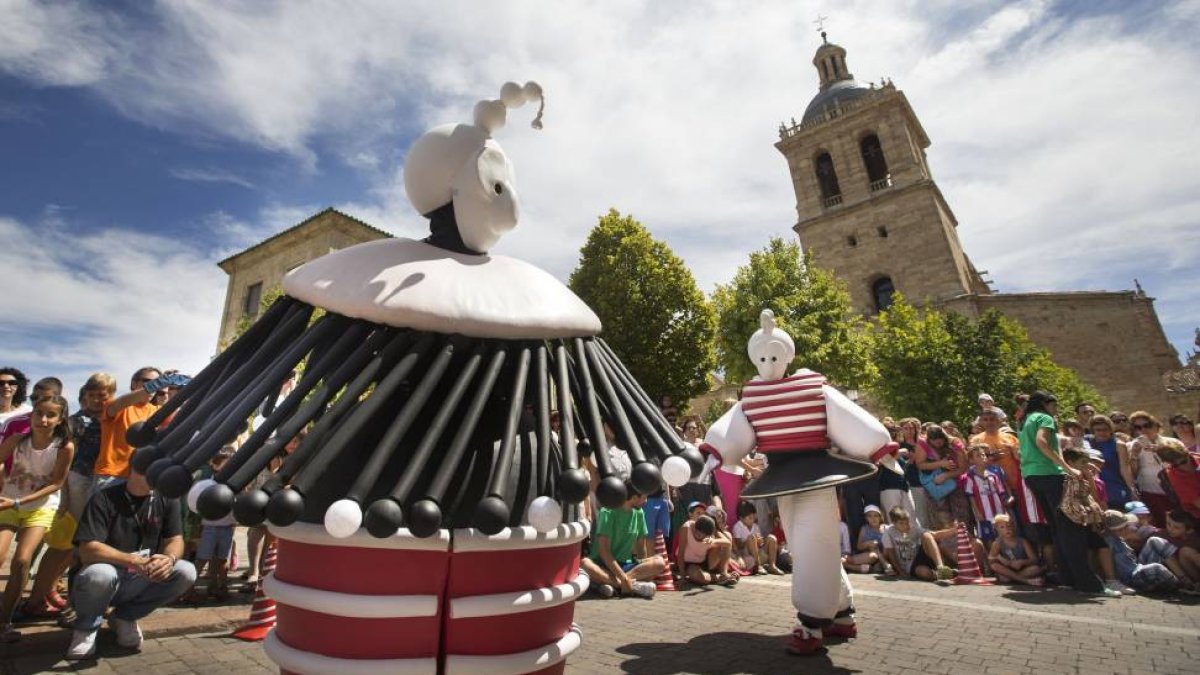 Espectáculo de teatro callejero