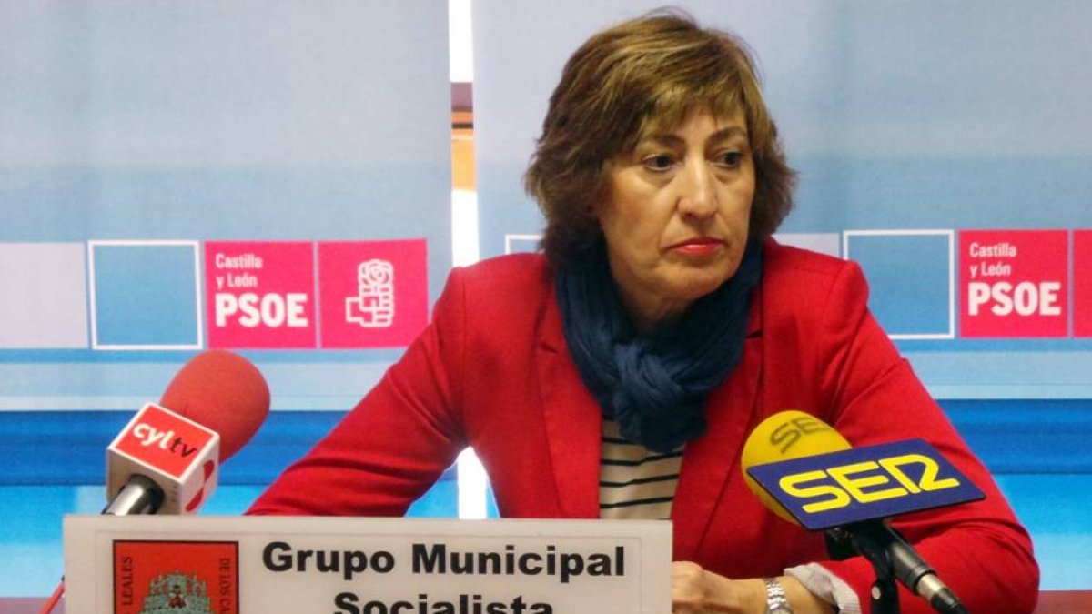 La concejala socialista en el Ayuntamiento de Ávila Manuela Prieto medita presentar candidatura a las Elecciones Primarias-Ical