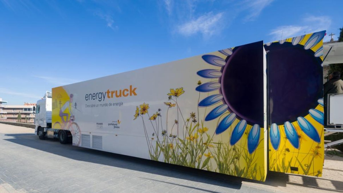 Exposición itinerante 'Energytruck', un camión sostenible diseñado por el Museo del Gas de la Fundación Gas Natural Fenosa-ICAL