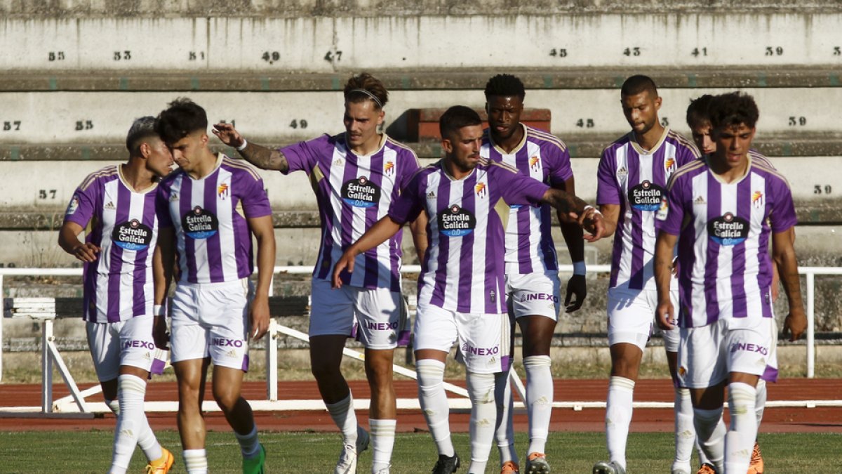 Amistoso entre Unionistas y el Real Valladolid. / ALMEIDA