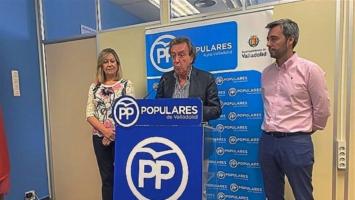 Pilar del Olmo, José Antonio De Santiago Juárez y Borja García Carvajal, ayer, en la rueda de prensa.-E. P.