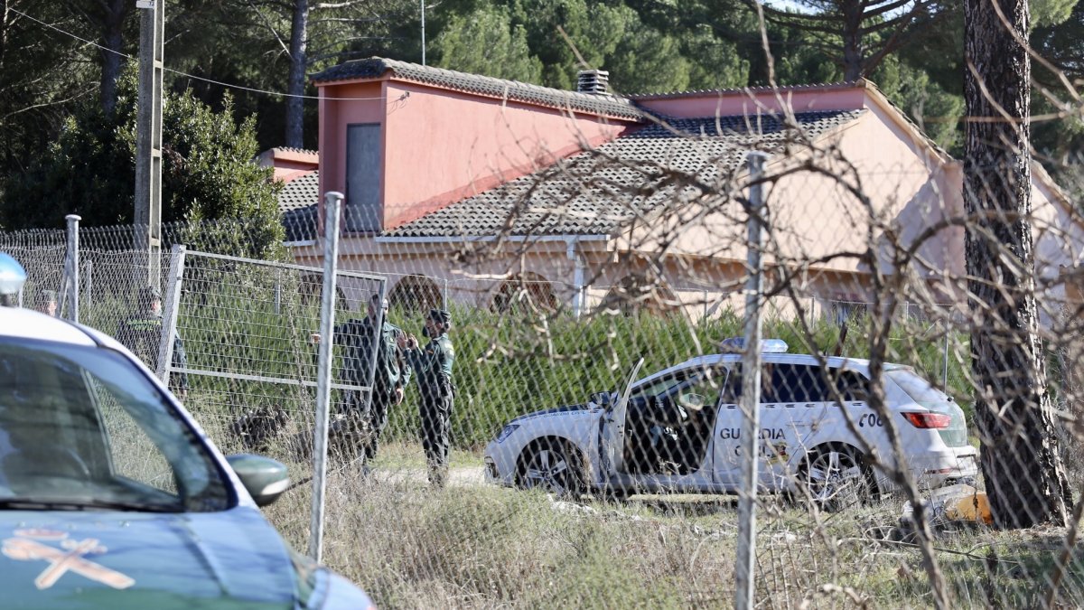 Registro de la vivienda de la persona detenida por la desaparici?n de una mujer en Traspinedo (Valladolid). ICAL.