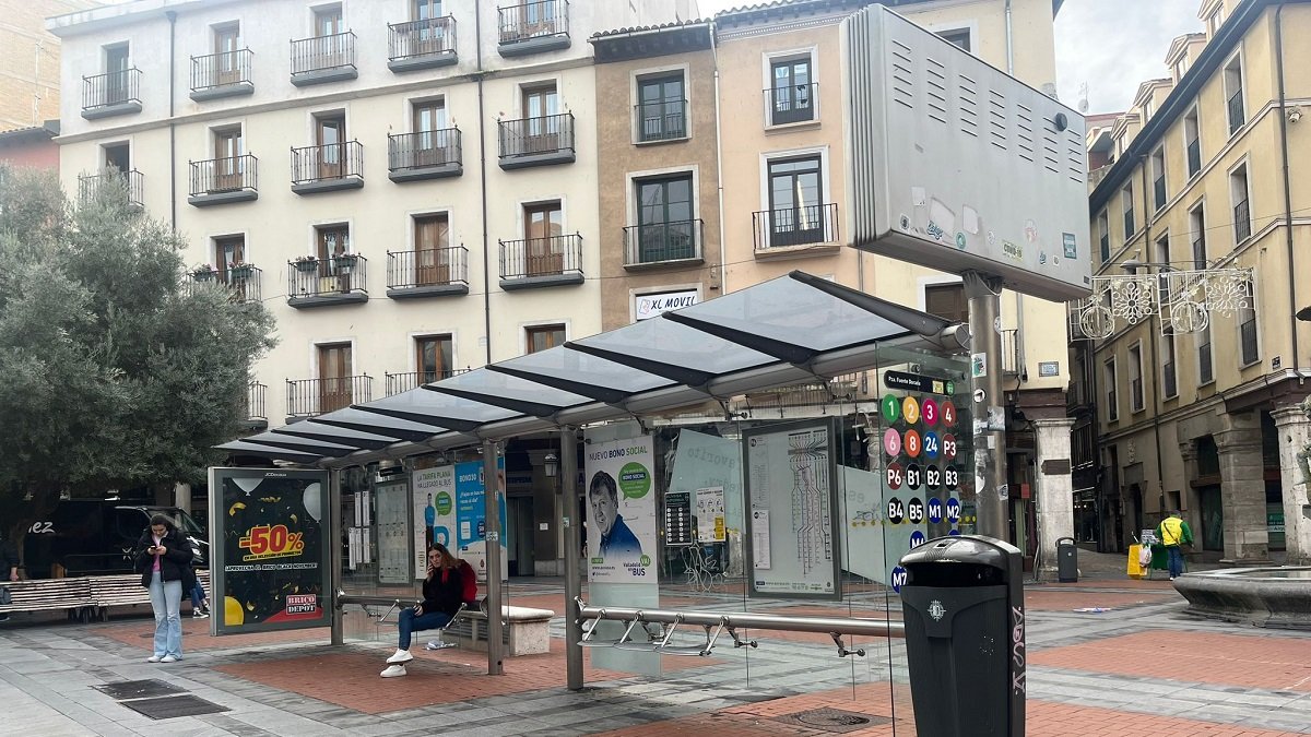 Marquesina de autobús de Fuente Dorada.- AYUNTAMIENTO DE VALLADOLID