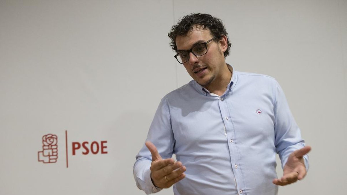 El alcalde de Toro, Tomas del Bien, anuncia su candidatura a la secretaría provincial del Psoe de Zamora.-ICAL