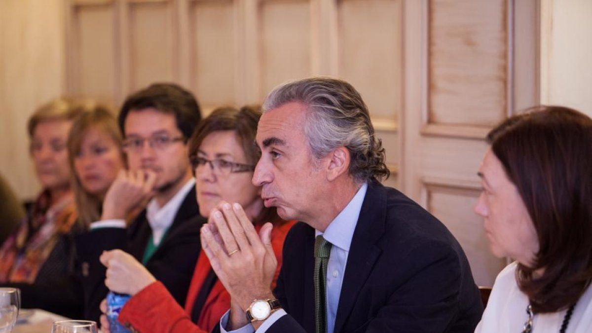 El secretario de Estado de Hacienda, Miguel Ferre, participa en un acto con empresarios sorianos organizado por el Partido Popular de Soria.-Ical
