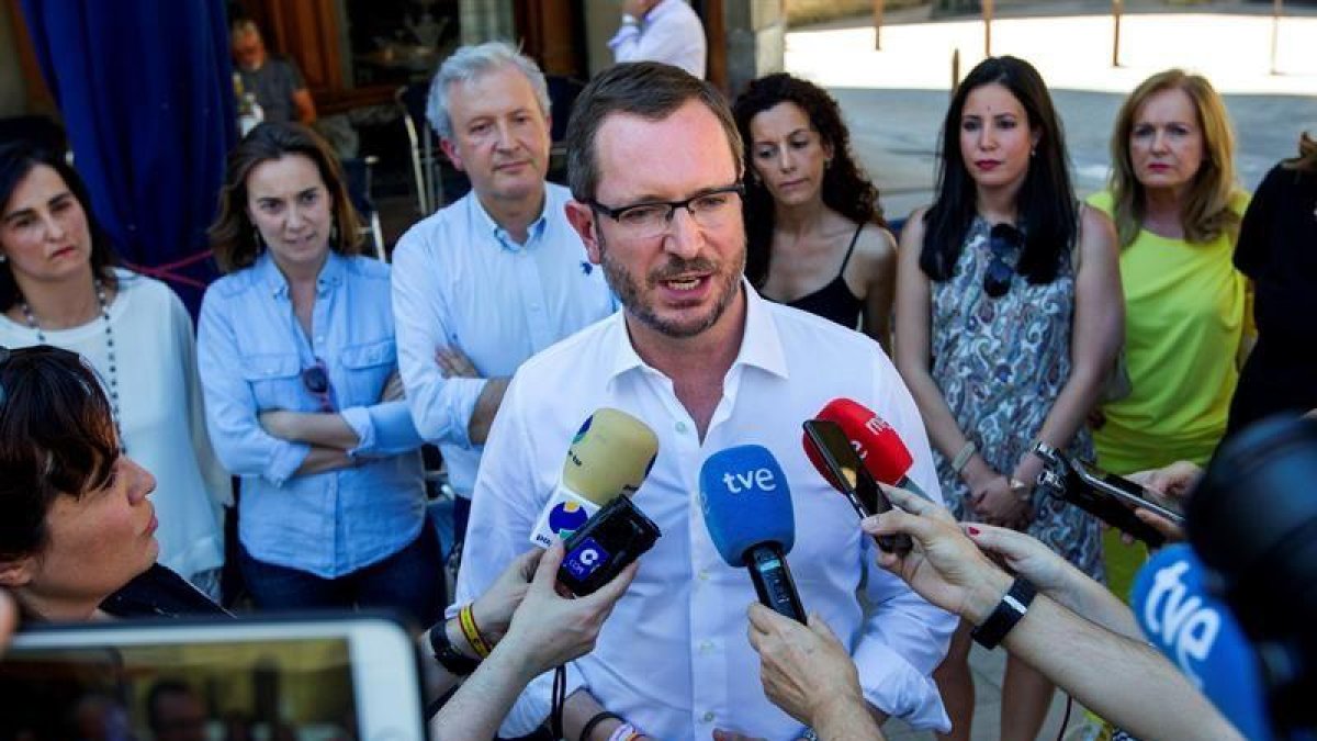 El vicesecretario sectorial del PP, Javier Maroto.-EFE / ARCHIVO