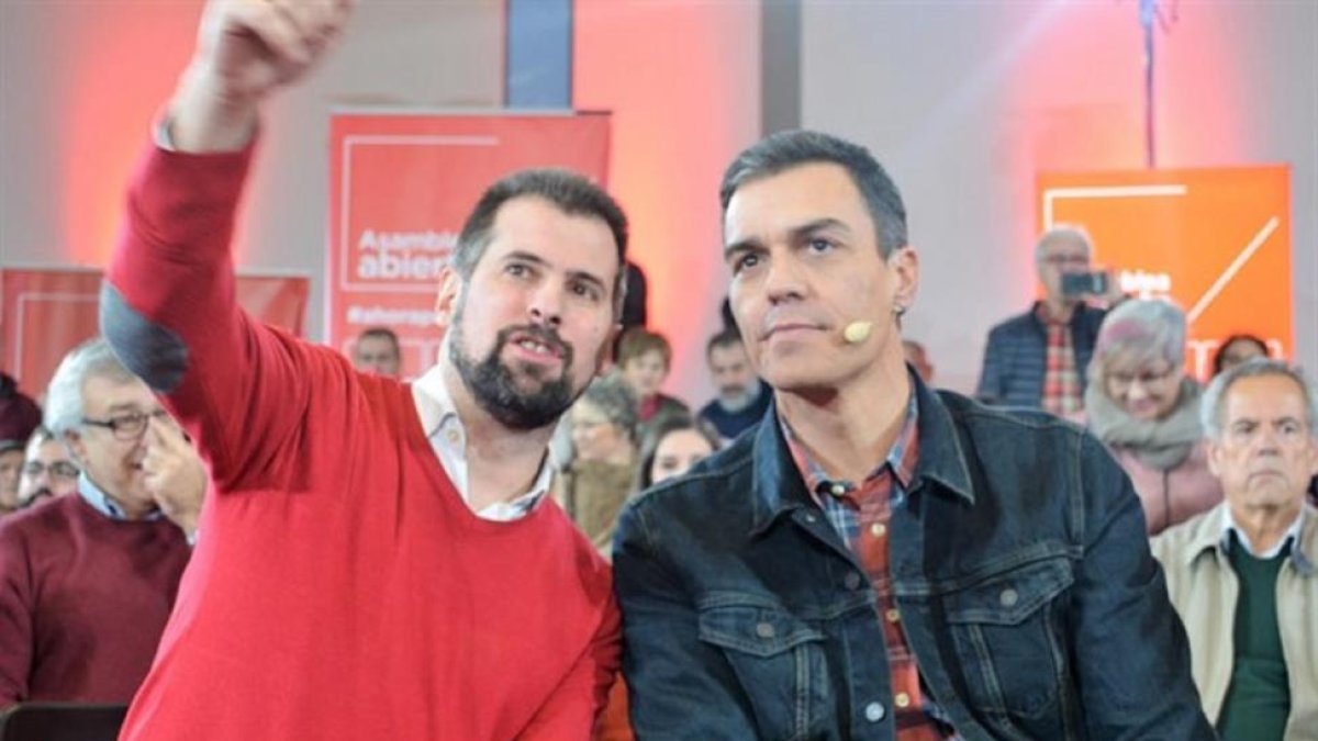 Luis Tudanca junto a Pedro Sánchez-EUROPA PRESS