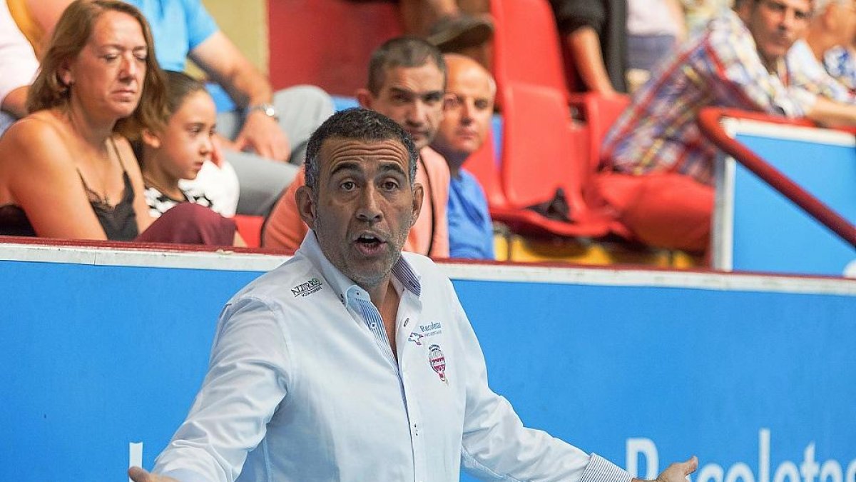Pisonero pide explicaciones a los árbitros-J.C.C.