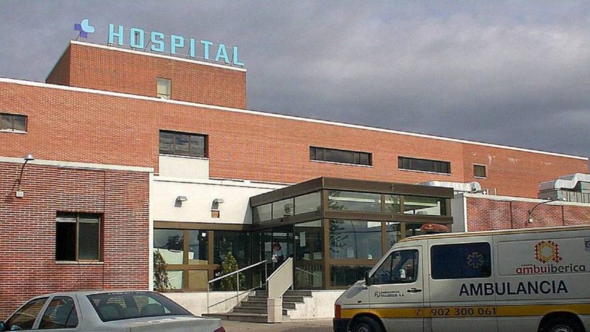 Fachada del hospital comarcal de Medina del Campo.-El Mundo