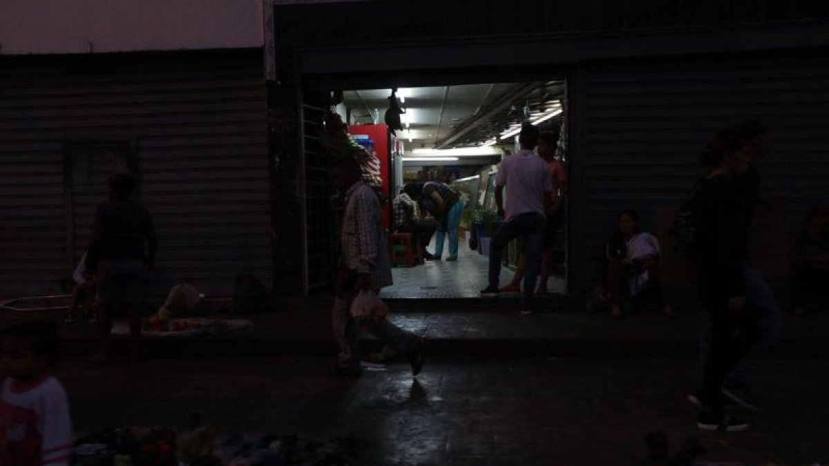 Se trata del cuarto apagón ocurrido esta semana.-EFE