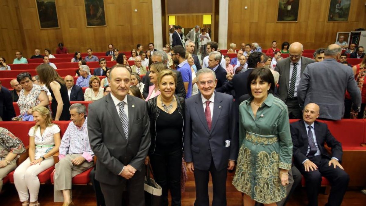 Daniel Miguel, Rosa Valdeón, Rafael López y Felicidad Viejo en el acto de la UVA.-ICAL