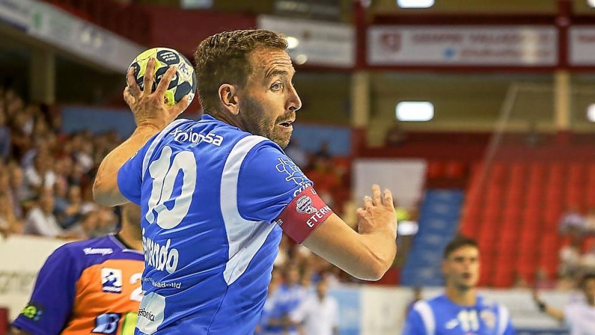 Fernando Hernández, con la camiseta del Recoletas Atlético Valladolid.-J. M. LOSTAU