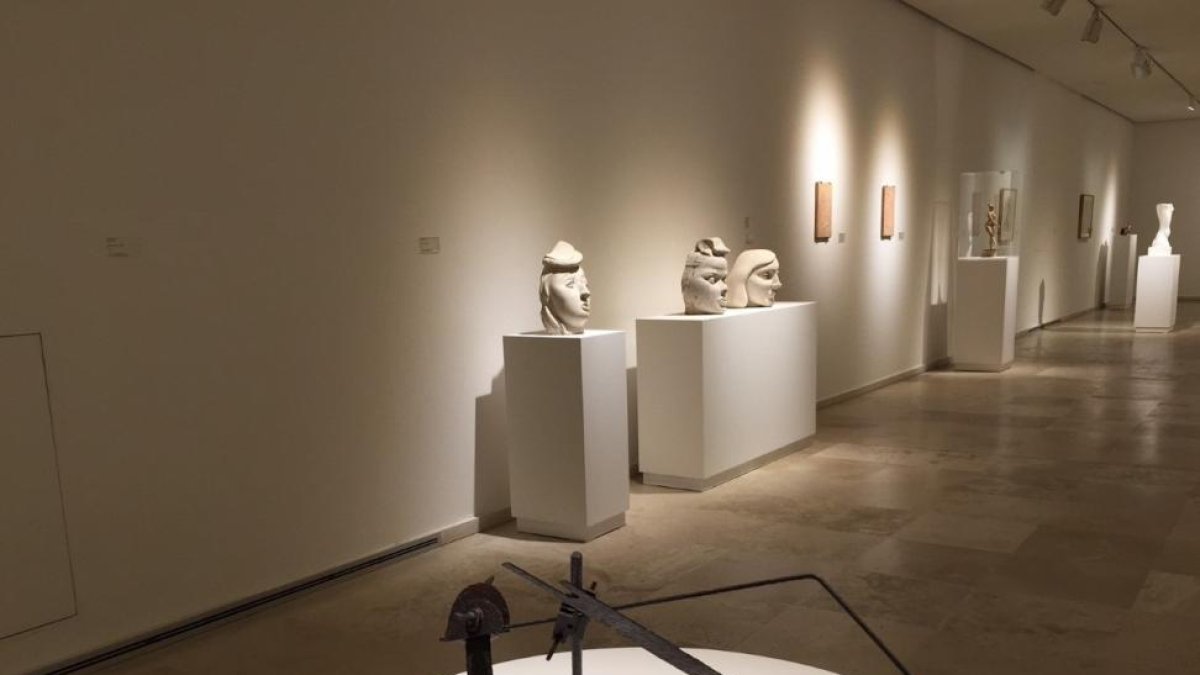 Algunas de las piezas de la exposición que ayer se inauguró en el Museo Patio Herreriano.-