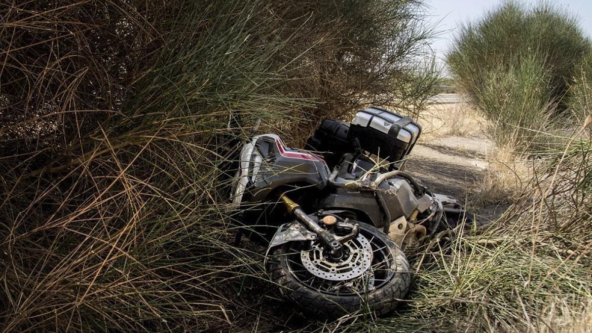 Un motorista de 68 años falleció y una mujer de la misma edad resultó herida esta mañana tras sufrir un accidente en la autovía A-62.-ICAL
