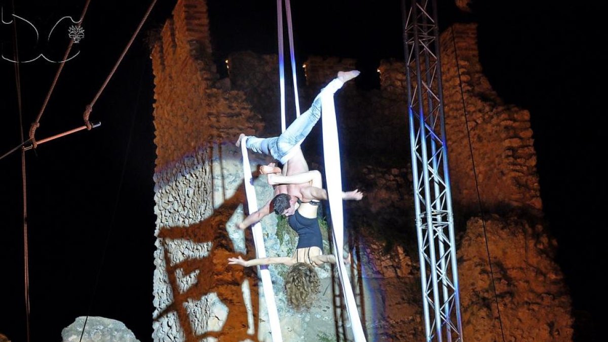 La gala nocturna del año pasado, junto a la muralla.-PÍO BARUQUE