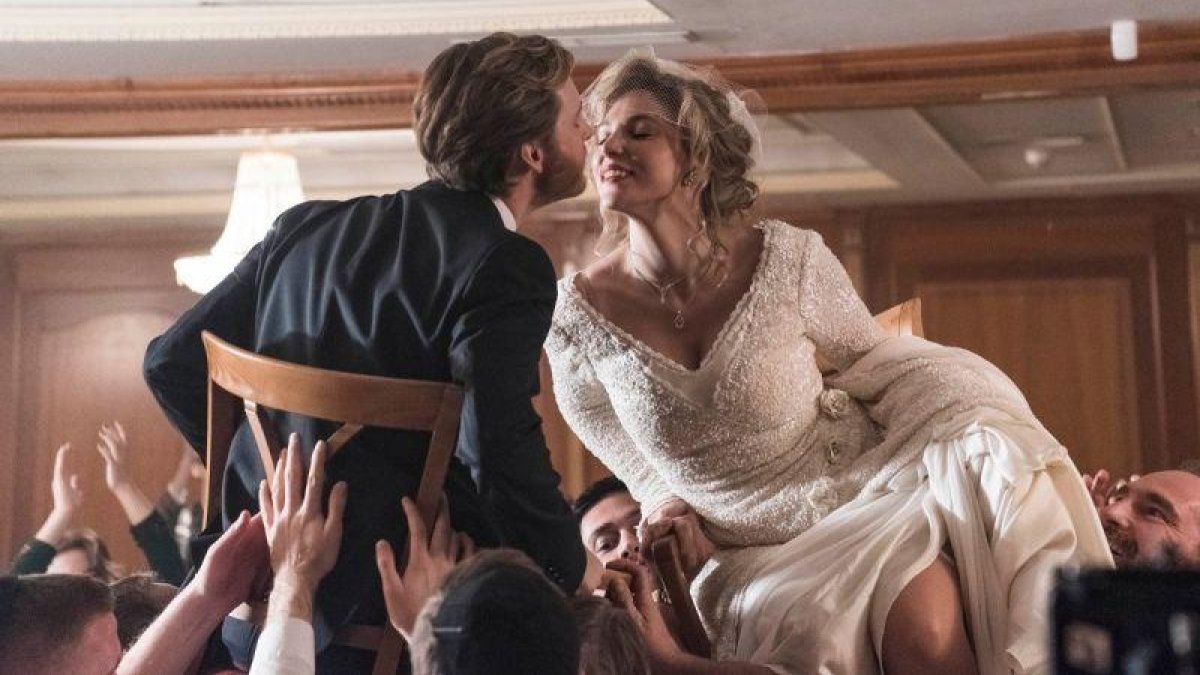 La boda de Toni y Deborah, en Cuéntame cómo pasó.-RTVE