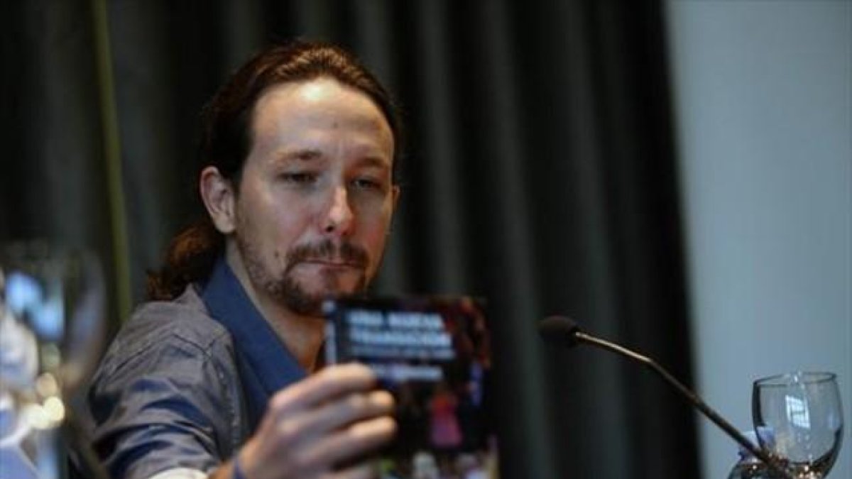 Pablo Iglesias, durante la presentación de su libro 'Una nueva transición' en Madrid, ayer.-DAVID CASTRO