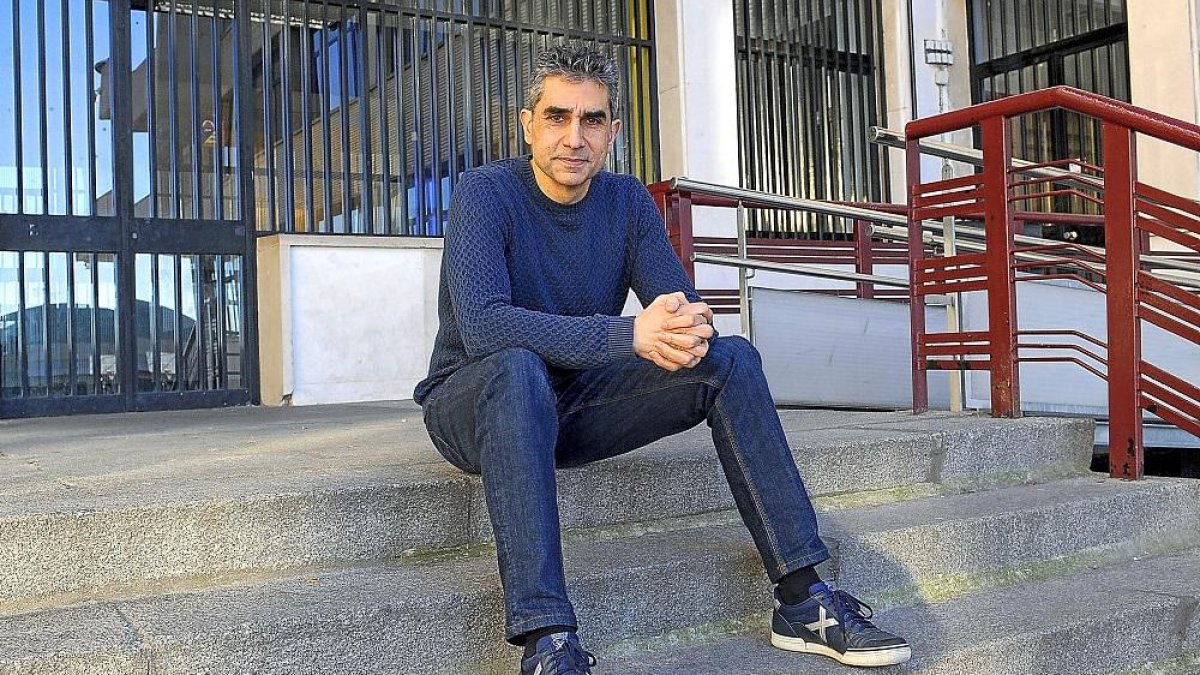 -ROBERTO FERNÁNDEZ