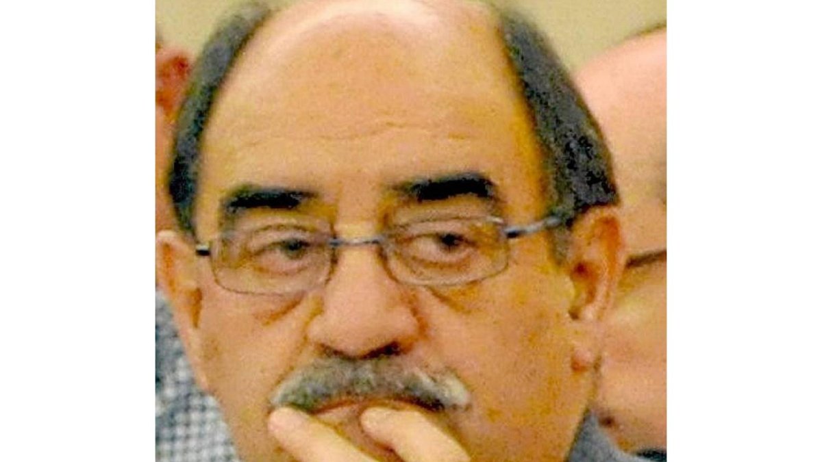 Crescencio Martín Pascual-Santiago