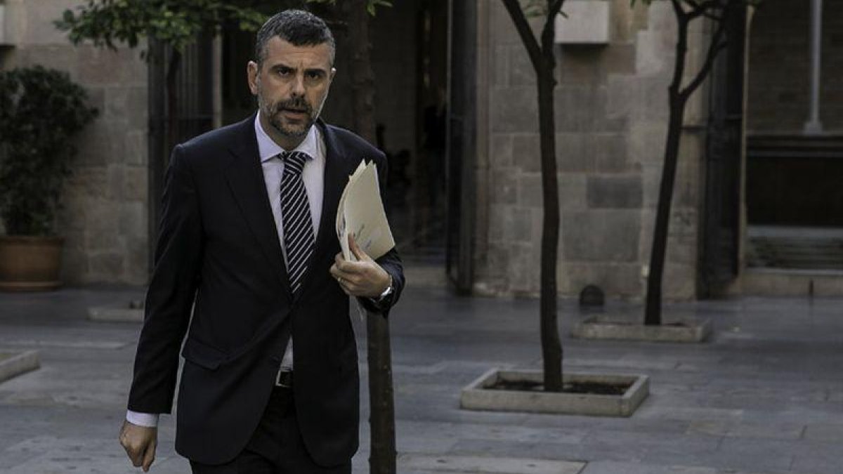 Santi Vila.-EL PERIÓDICO