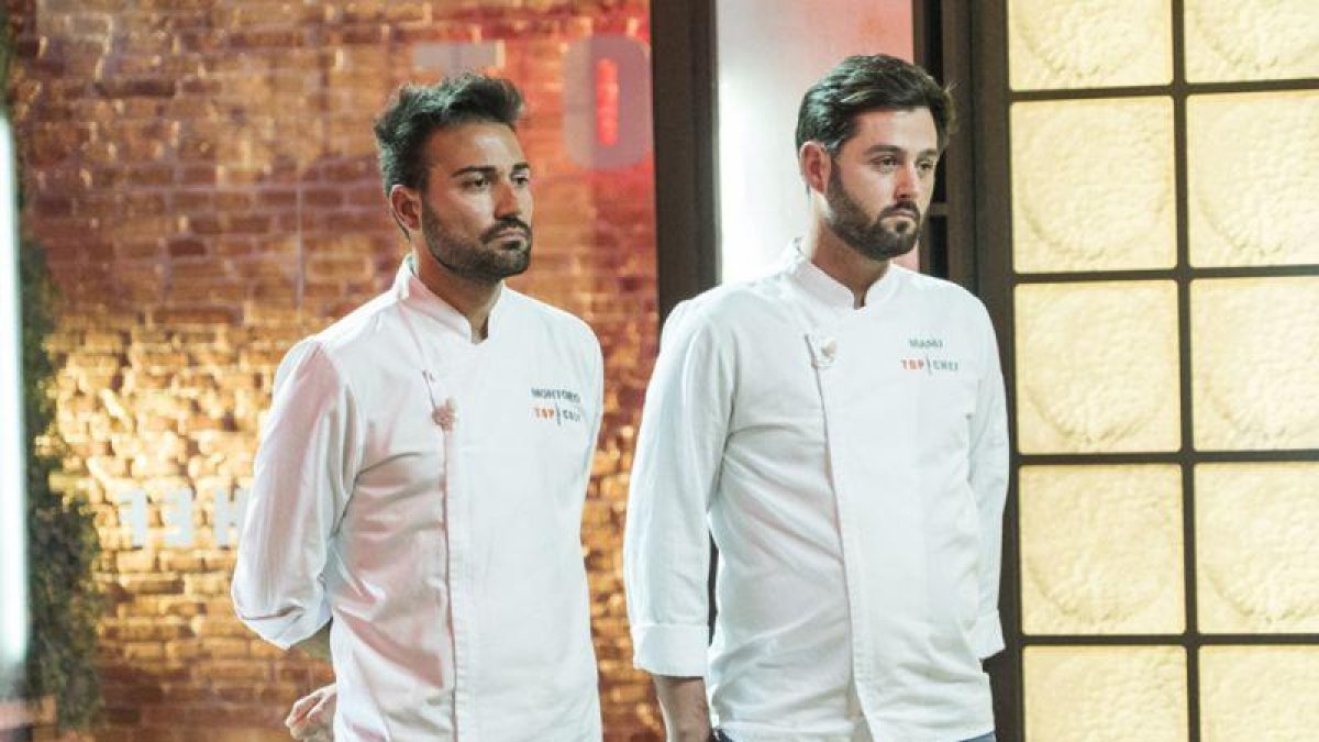 Montoro y Manu, esperando la decisión del jurado en 'Top chef'.-ATRESMEDIA