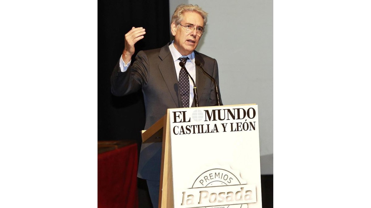 Antonio Fernández- Galiano.-J.M.LOSTAU